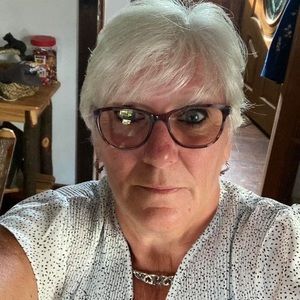 Meet your Posher, Janet